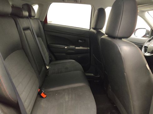 Used 2024 Mitsubishi Outlander Sport LE image 19