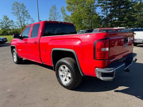 Used 2017 GMC Sierra 1500 SLE AWD/4WD image 3