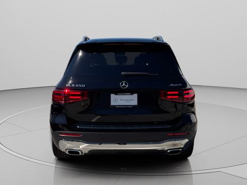 New 2026 Mercedes-Benz GLB 250 4MATIC image 4