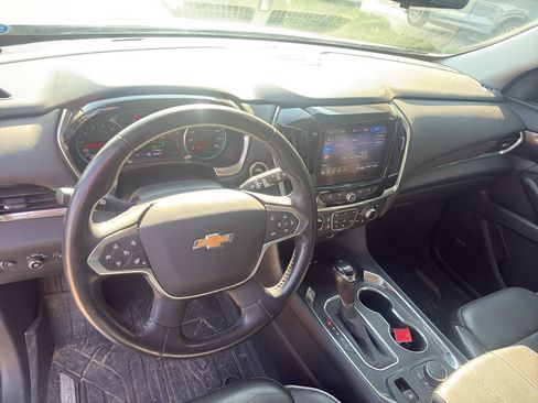 Used 2020 Chevrolet Traverse High Country AWD/4WD image 2