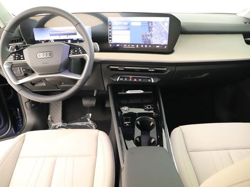 New 2026 Audi Q3 quattro 2.0T AWD/4WD image 17