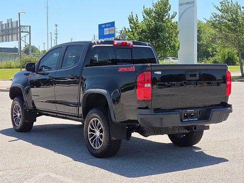 Used 2022 Chevrolet Colorado ZR2 w/ LPO, Power Package AWD/4WD image 4