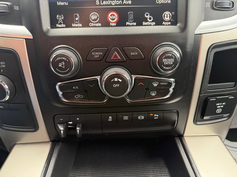 Used 2015 RAM 3500 Big Horn image 17