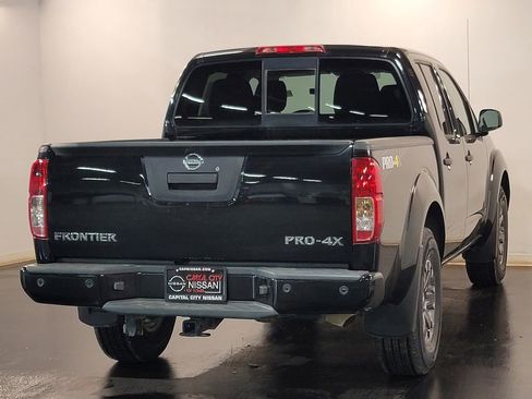 Used 2019 Nissan Frontier PRO-4X image 24