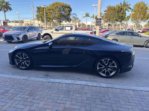 Used 2018 Lexus LC 500 Coupe image 11