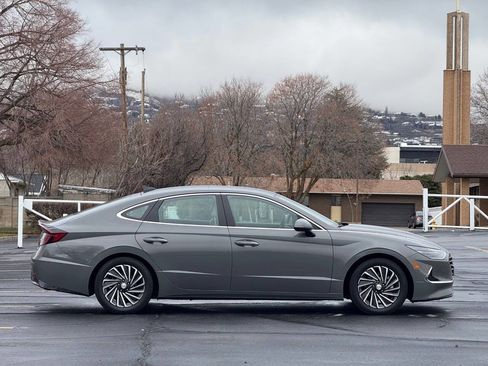 Used 2020 Hyundai Sonata Limited image 4