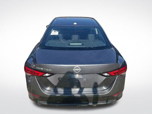 Used 2025 Nissan Sentra SV FWD image 3