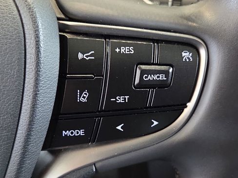 Used 2023 Lexus ES 250 w/ Premium Package image 24