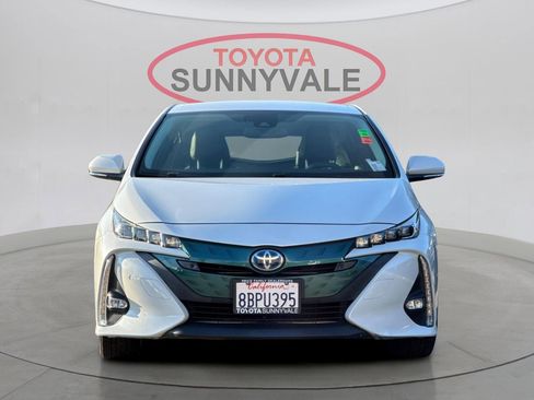 Used 2017 Toyota Prius Prime Advanced image 12