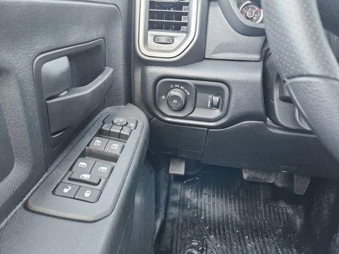 New 2026 RAM 5500 Tradesman w/ Chrome Appearance Group AWD/4WD image 10