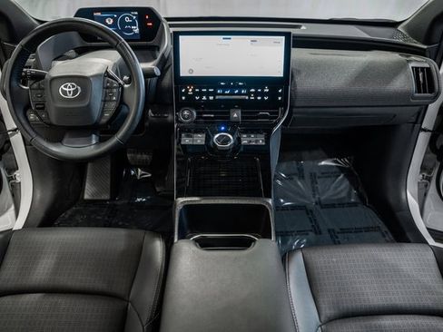 Used 2023 Toyota bZ4X Limited image 20