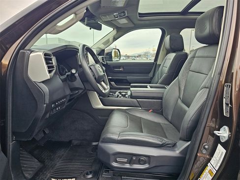 Used 2023 Toyota Tundra Limited image 19
