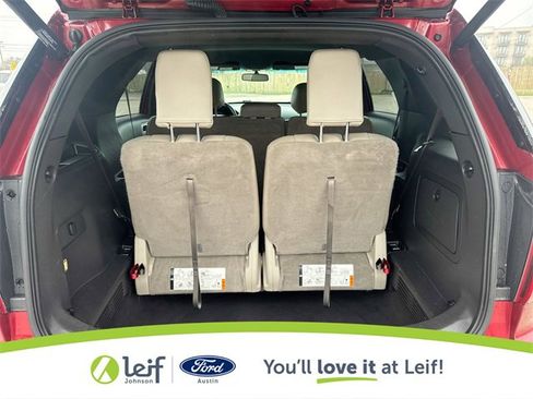 Used 2015 Ford Explorer XLT w/ Equipment Group 202B image 25