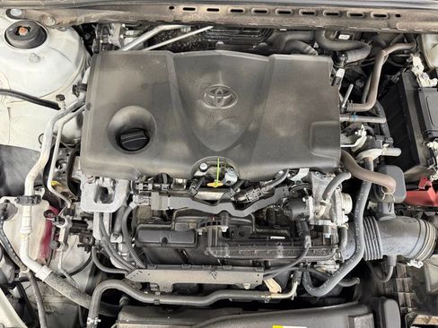 Used 2023 Toyota Camry XSE image 11