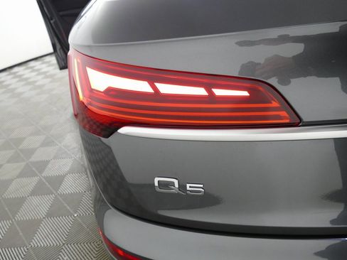 Certified 2024 Audi Q5 e Premium Plus w/ Premium Plus Package image 34