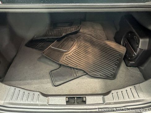 Used 2018 Ford Focus SEL image 25