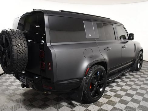 Used 2024 Land Rover Defender 130 X-Dynamic SE AWD/4WD image 6