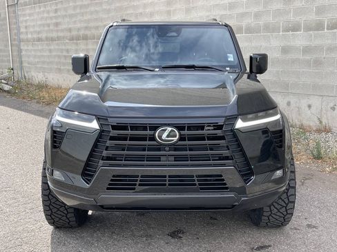 Used 2026 Lexus GX 550 w/ Cold Area Package AWD/4WD image 25