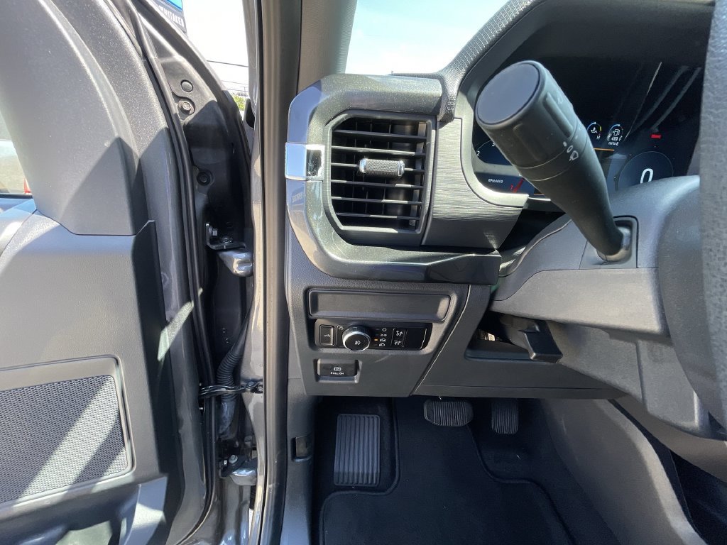Used 2024 Ford F150 STX RWD image 17