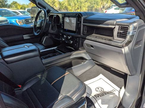 Certified 2024 Ford F250 Platinum image 15