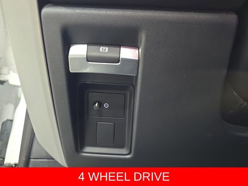 Used 2023 Land Rover Defender 110 S AWD/4WD image 26