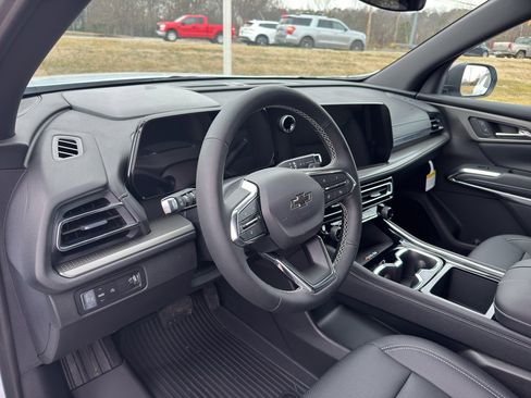 New 2026 Chevrolet Traverse LT w/ Midnight/Sport Edition image 9