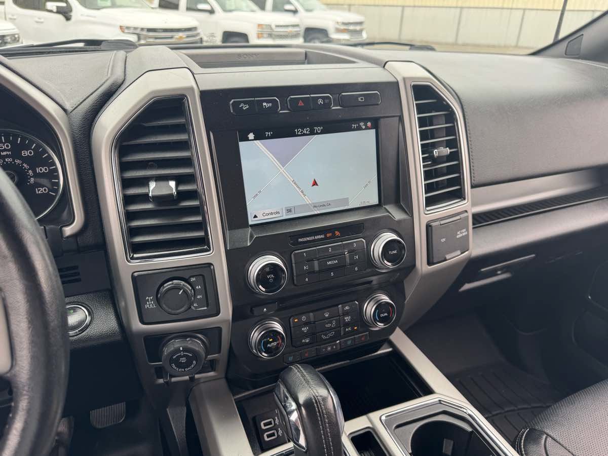 Used 2017 Ford F150 Lariat w/ Equipment Group 502A Luxury AWD/4WD image 27