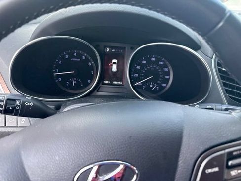 Used 2019 Hyundai Santa Fe XL SE w/ SE Premium Package 02 FWD image 5