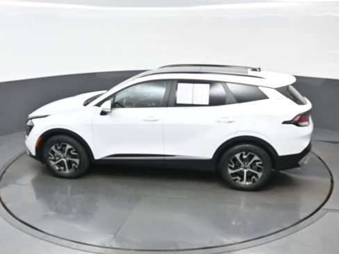 Used 2025 Kia Sportage EX w/ Premium Package FWD image 39