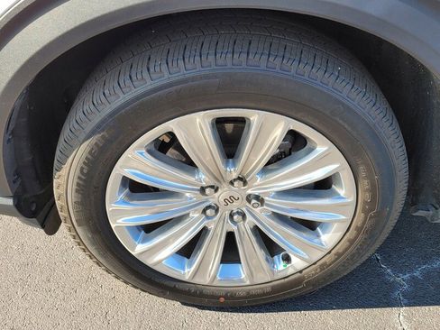 Used 2024 Ford Explorer King Ranch w/ Technology Package image 17