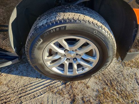 Used 2024 Chevrolet Tahoe LT RWD image 6