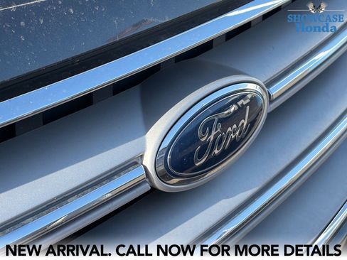 Used 2019 Ford Escape Titanium AWD/4WD image 10