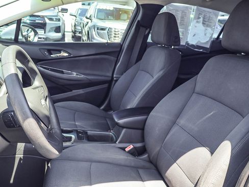 Used 2018 Chevrolet Cruze LT w/ LT Fleet Convenience Package FWD image 13