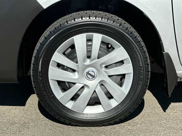 Used 2015 Nissan NV200 SV w/ Technology Package FWD image 32