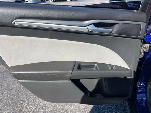 Used 2014 Ford Fusion S image 16