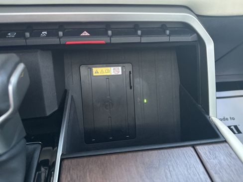 Used 2023 Toyota Sequoia Capstone image 28