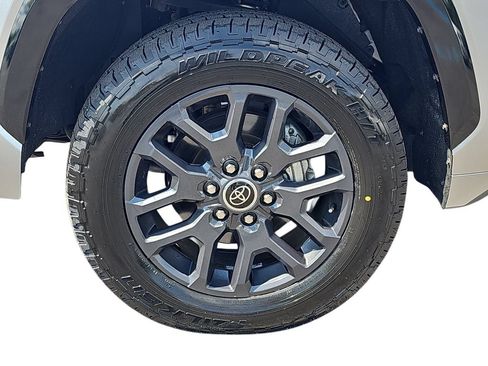 Used 2023 Toyota Tundra Platinum w/ Advanced Package RWD image 31
