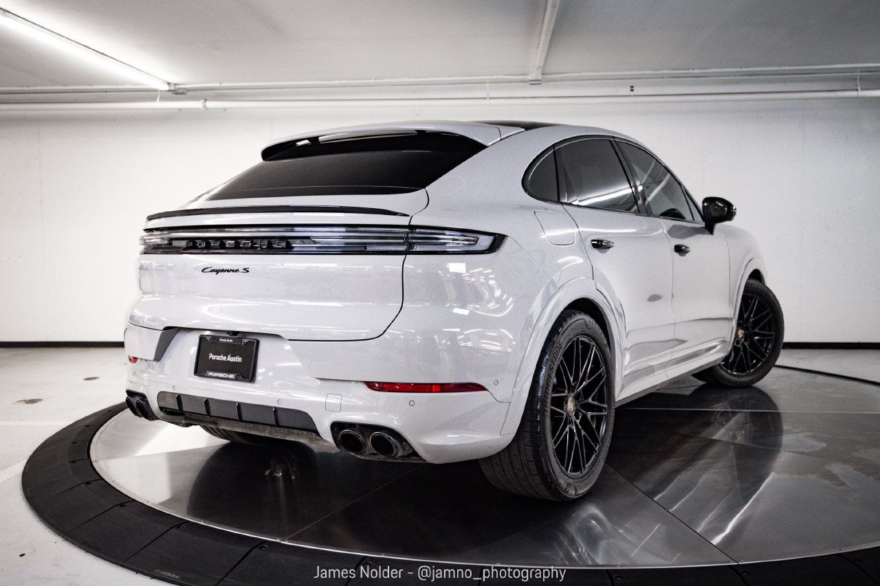 Certified 2024 Porsche Cayenne S AWD/4WD image 7