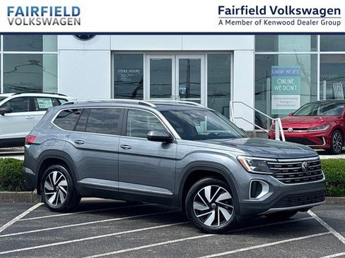 Certified 2025 Volkswagen Atlas SEL AWD/4WD image 1
