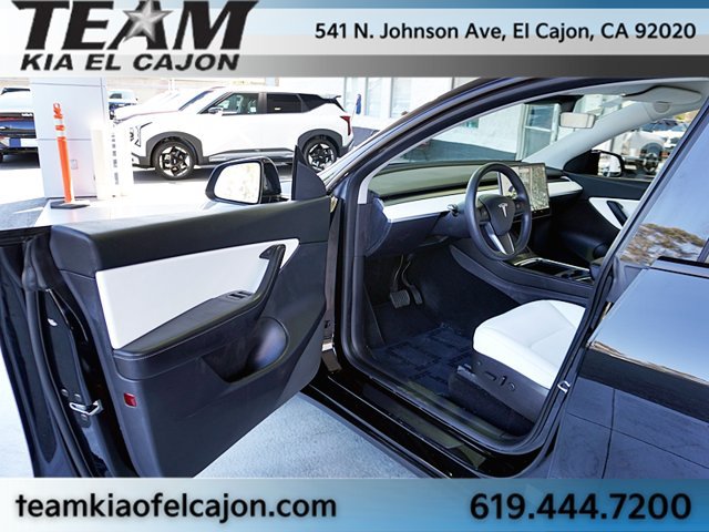 Used 2021 Tesla Model Y Long Range AWD/4WD image 52