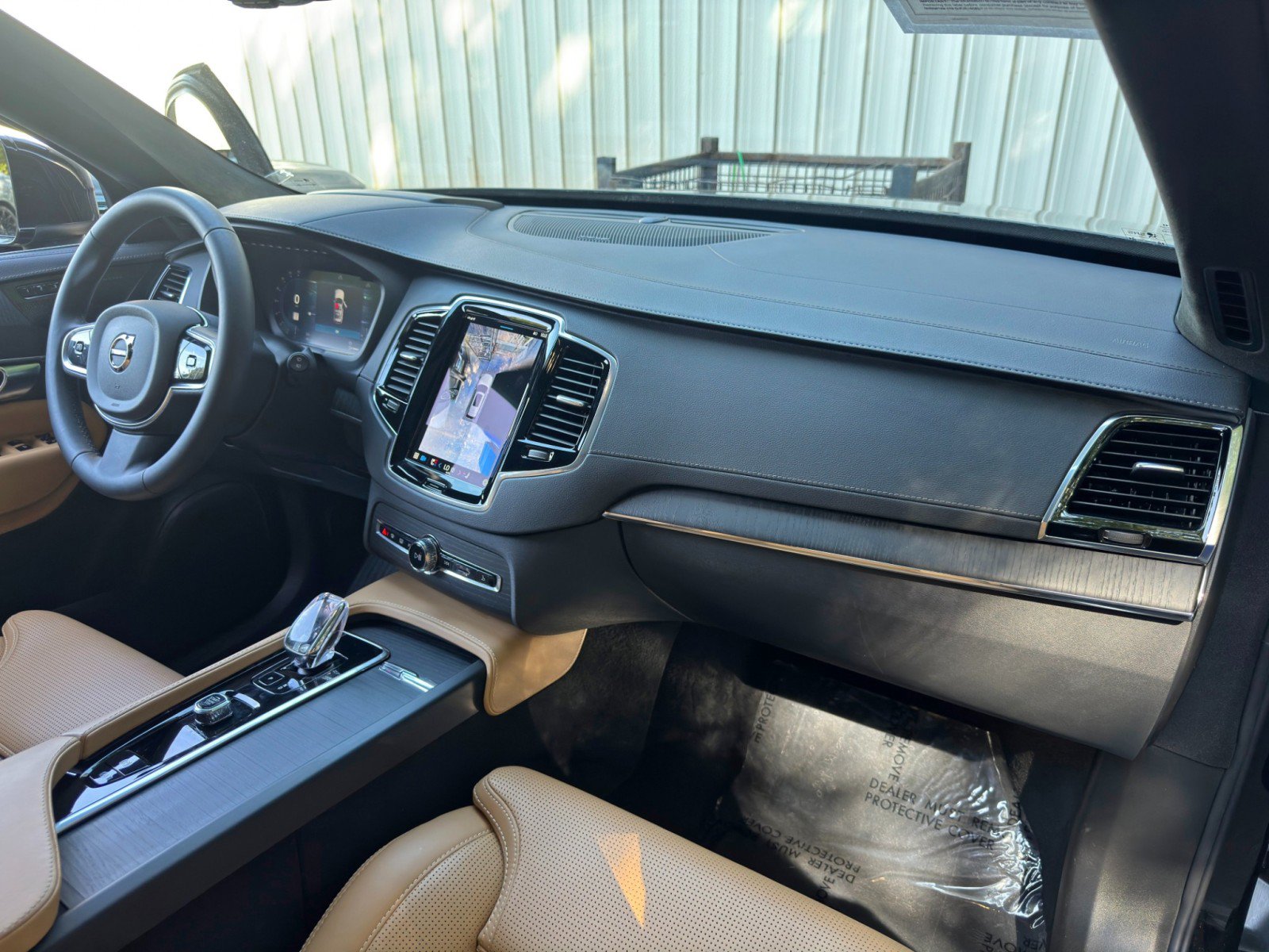 Used 2024 Volvo XC90 T8 Ultimate w/ Lounge Package AWD/4WD image 15