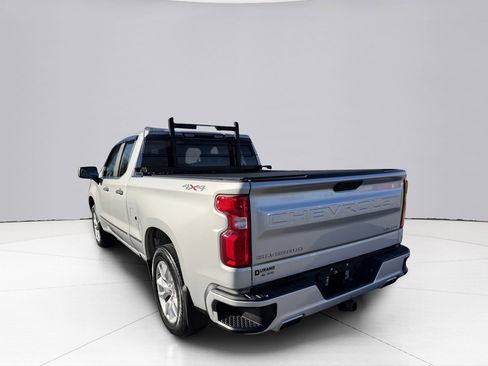 Used 2020 Chevrolet Silverado 1500 Custom w/ Custom Value Package image 7
