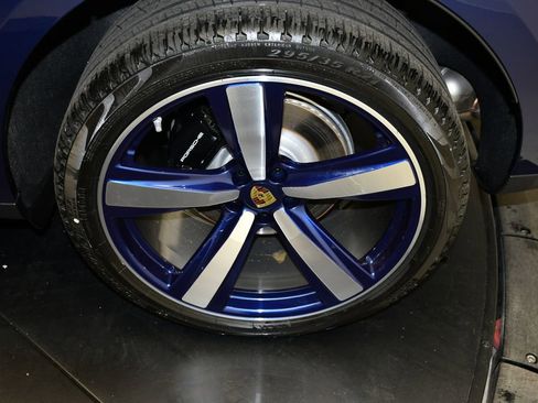New 2026 Porsche Macan AWD/4WD image 15