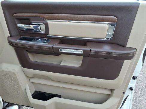 Used 2018 RAM 2500 Laramie image 15