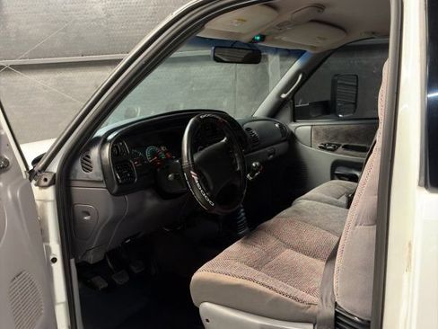 Used 1999 Dodge Ram 2500 Truck 4x4 Club Cab image 15