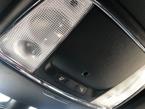 Used 2016 Jeep Grand Cherokee Laredo 75th Anniversary image 30