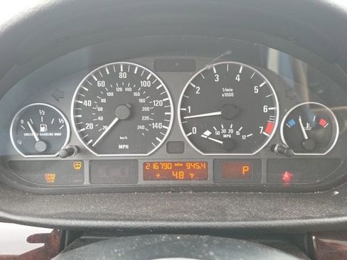 Used 2004 BMW 330xi Sedan image 35