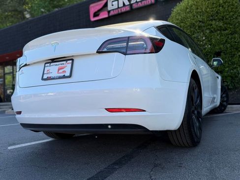 Used 2021 Tesla Model 3 Standard Range Plus image 12