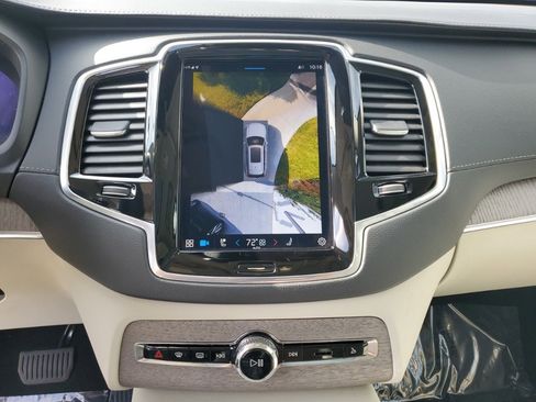 Certified 2024 Volvo XC90 B6 Ultimate w/ Protection Package Premier image 21