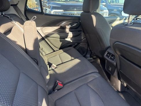 Used 2024 GMC Terrain SLE image 13